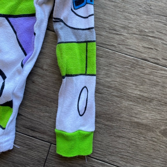 Toy Story 18 Months Old Baby Shirt Buzz Light Year Theme Disney - Picture 5 of 6